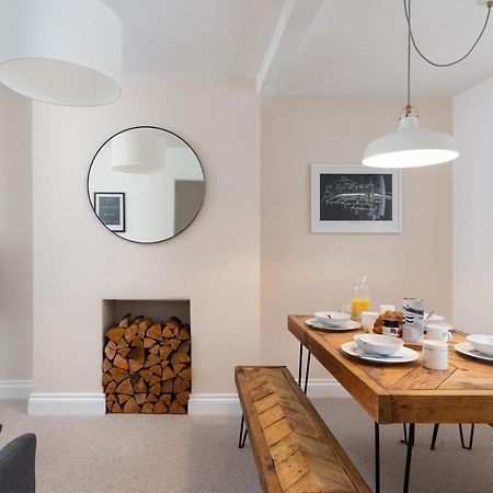 Stylish Two Bedroom Cottage - In Town Centre St Ives 外观 照片